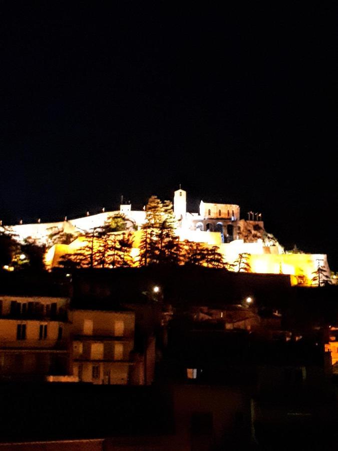 Les Mirabelles Chambres D'Hotes Sisteron Eksteriør bilde