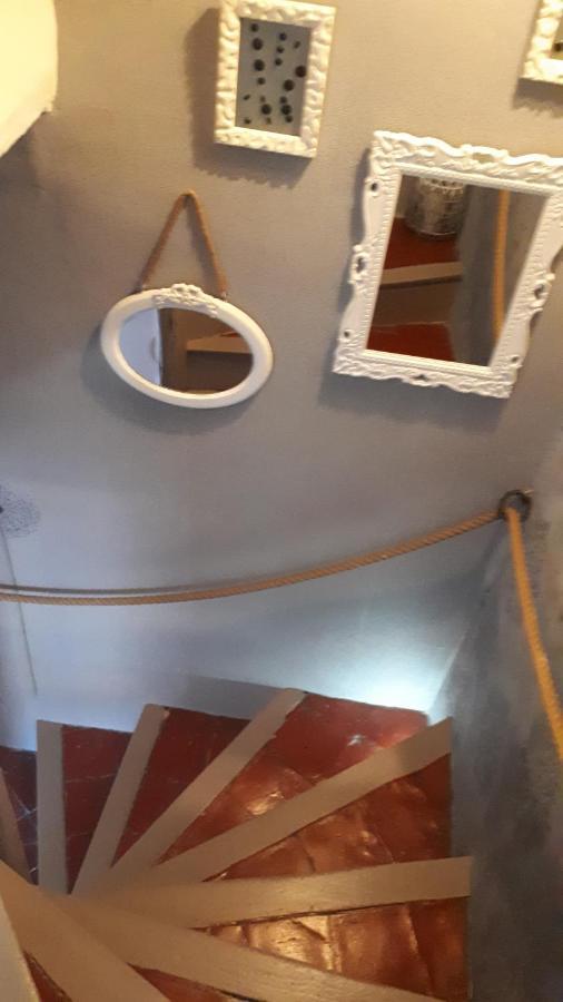 Les Mirabelles Chambres D'Hotes Sisteron Eksteriør bilde