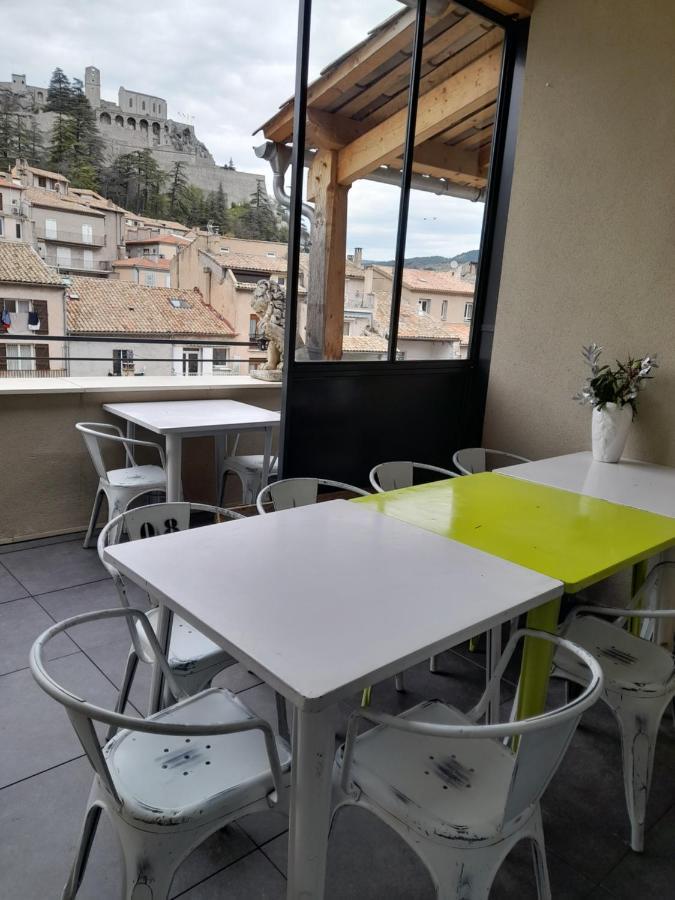 Les Mirabelles Chambres D'Hotes Sisteron Eksteriør bilde